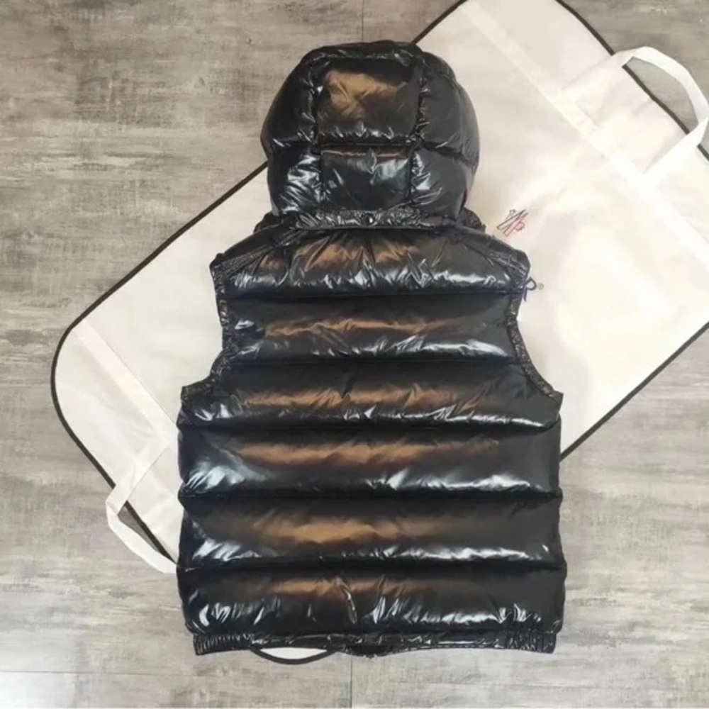 Moncler Shiny Black Hooded Vest - Picture 4 of 5